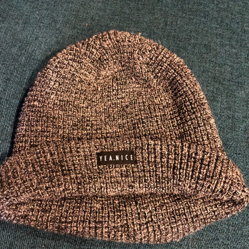 Yea nice beenie